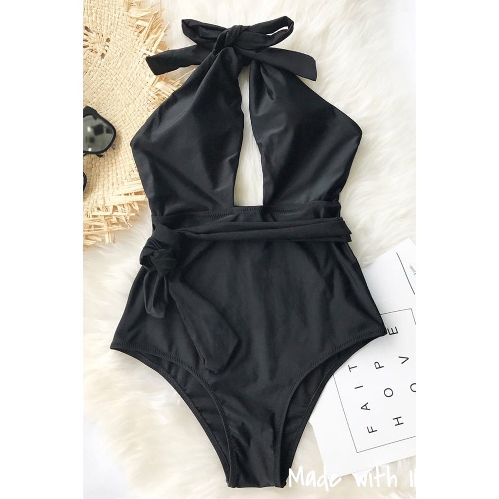 Cupshe Eternal Mystery Solid One Piece Swimsuit